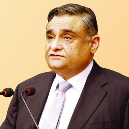 Ziauddin University Examination Board has decided to immediately implement the decision of IBCC to remove the restriction of subjects at matric and inter level.