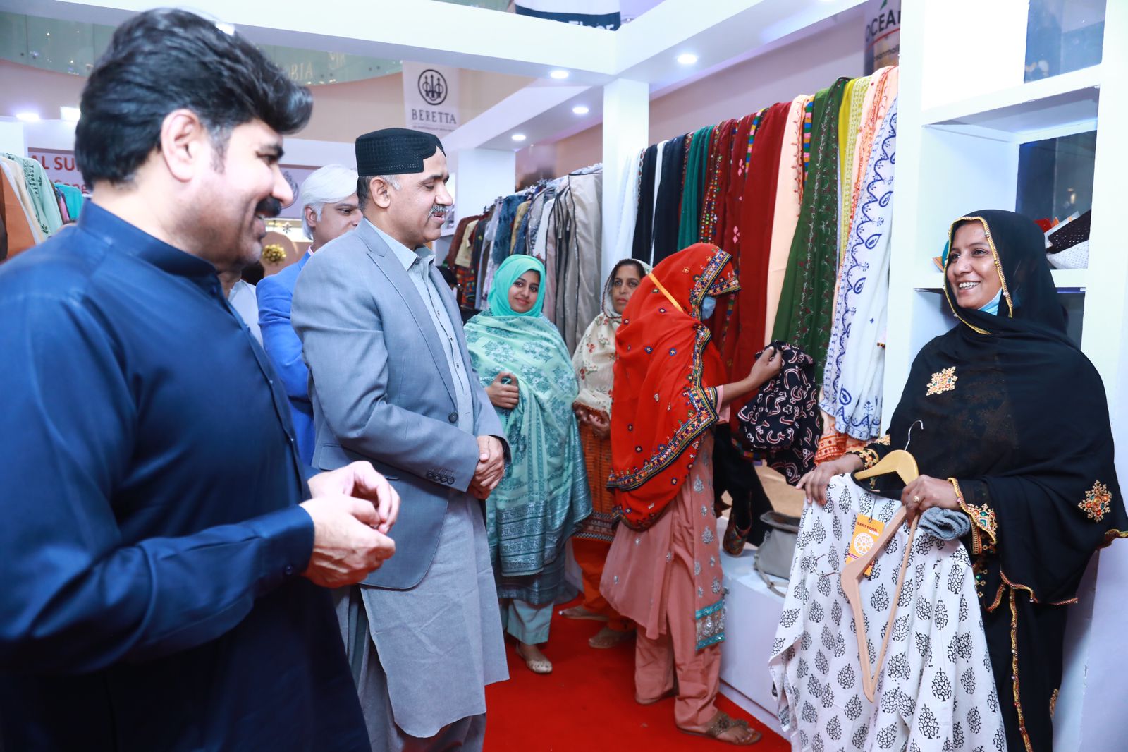 Three Day 14th Sartyoon Sang Crafts Exhibition concludes in Karachi