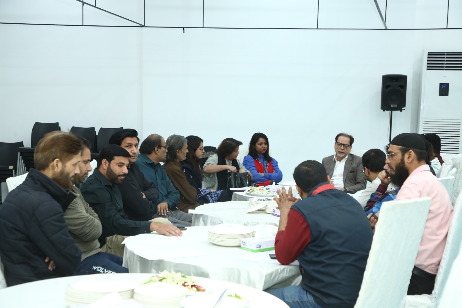A delegation of the Association of Karachi Assignment Editor met with the caretaker Provincial Minister for Information