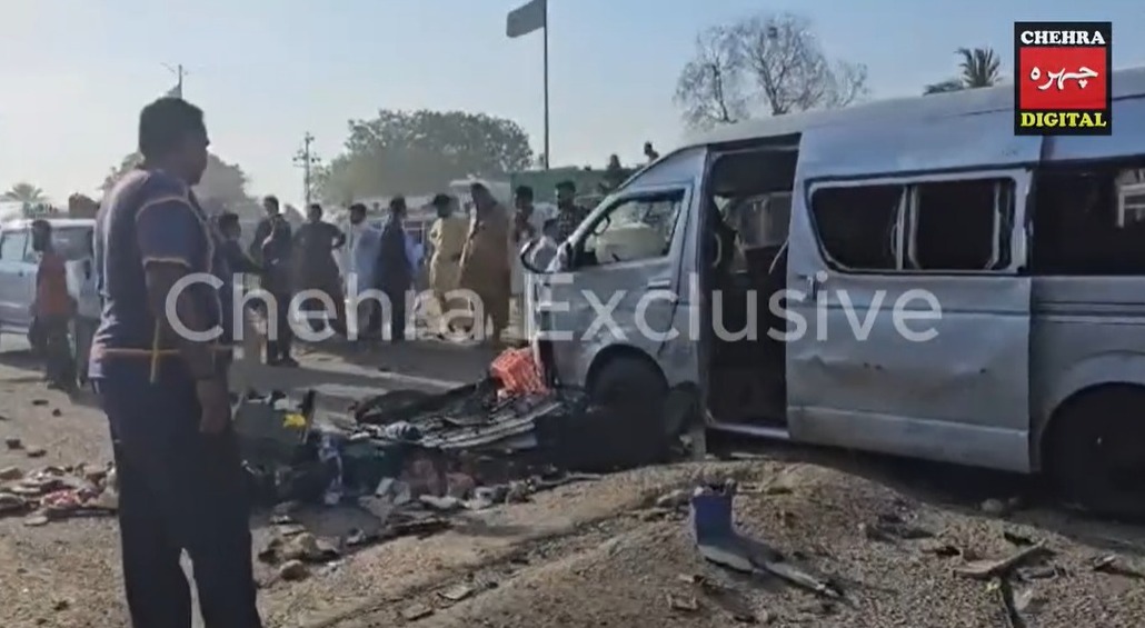 A major terrorist incident failed in Karachi. Terrorists targeted a Hi-S vehicle in Landhi Mansehra Colony.
