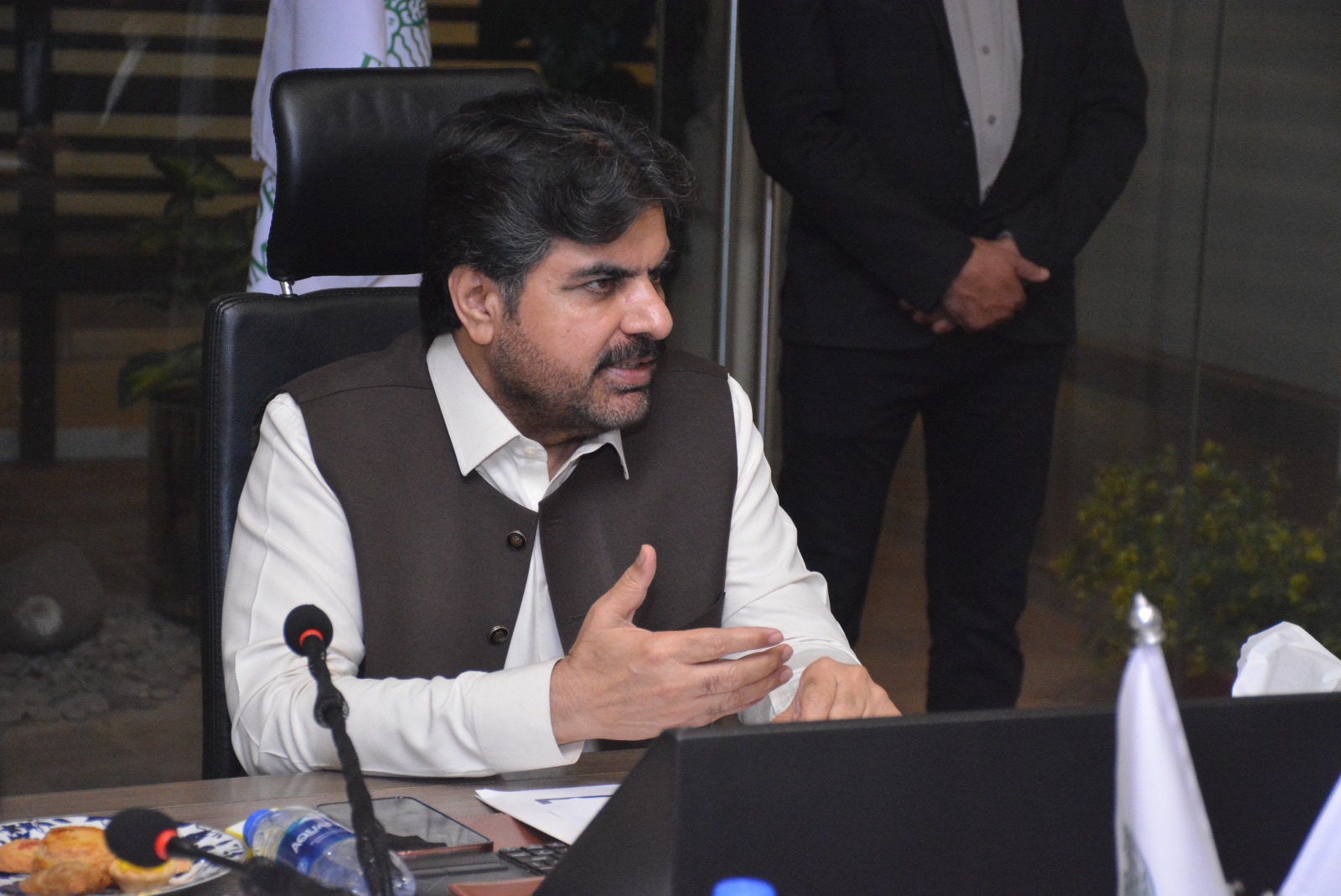 1320MW electricity will be added to the national grid before the completion of the Tharcoal Block One project, Minister Energy Nasir Shah.