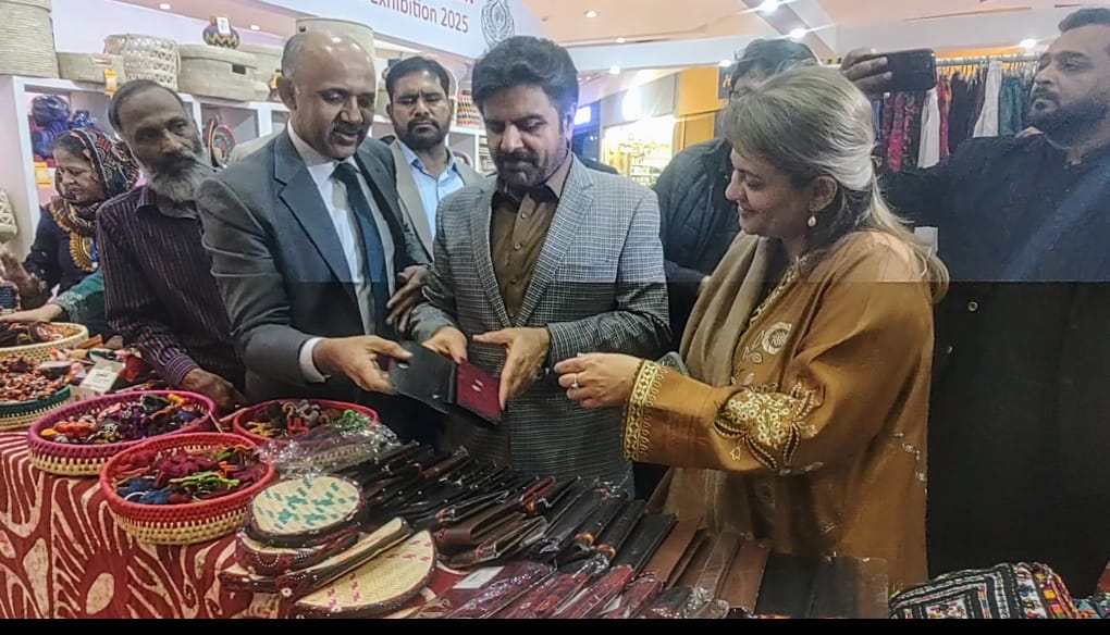 Sindh Minister Inaugurates 16th Sartyoon Sang Crafts Exhibition
