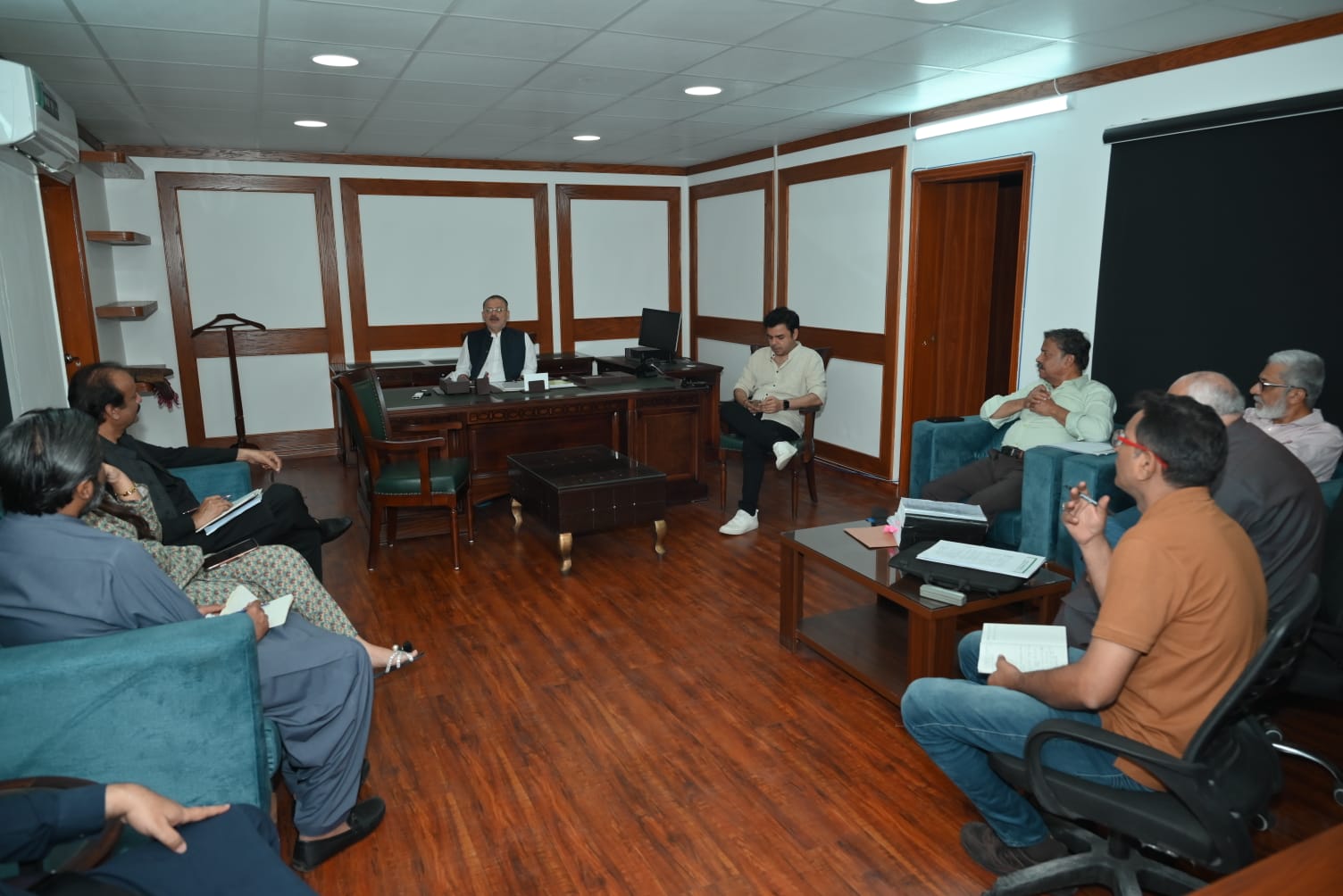 An important meeting of the Information Department was held at the office of Sindh’s Senior Minister and Provincial Minister for Information, Transport, and Mass Transit, Sharjeel Inam Memon, under his chairmanship in Karachi.