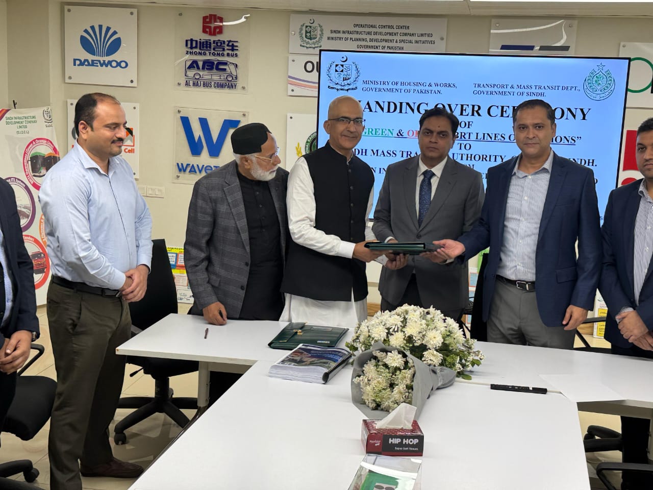  The operational control of the Green Line and Orange Line bus services has been officially handed over to the Sindh government.