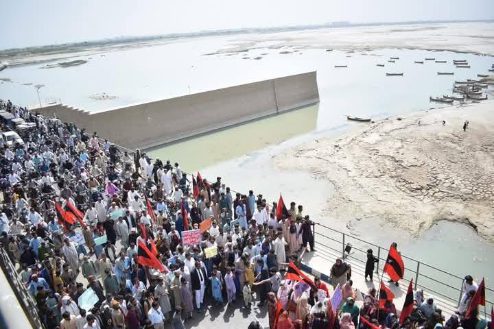 Awami Tahreek & Sindhiyani Tahreek Honor Indus River, Protest Against Canals & Corporate Farming*