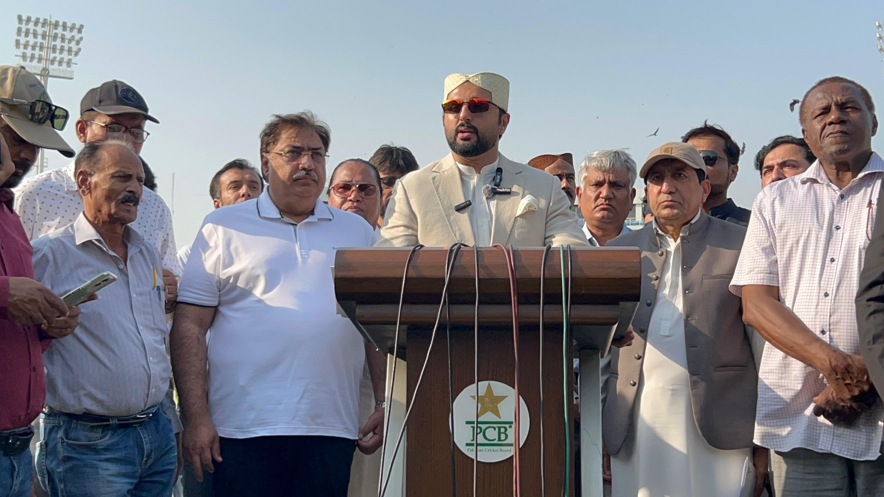 Sindh’s Provincial Minister for Sports, Sardar Muhammad Bux Mahar, has demanded that the federal government hand over the PSB Coaching Centre Karachi to the province, stating that “after the 18th Amendment, this center rightfully belongs to Sindh.”