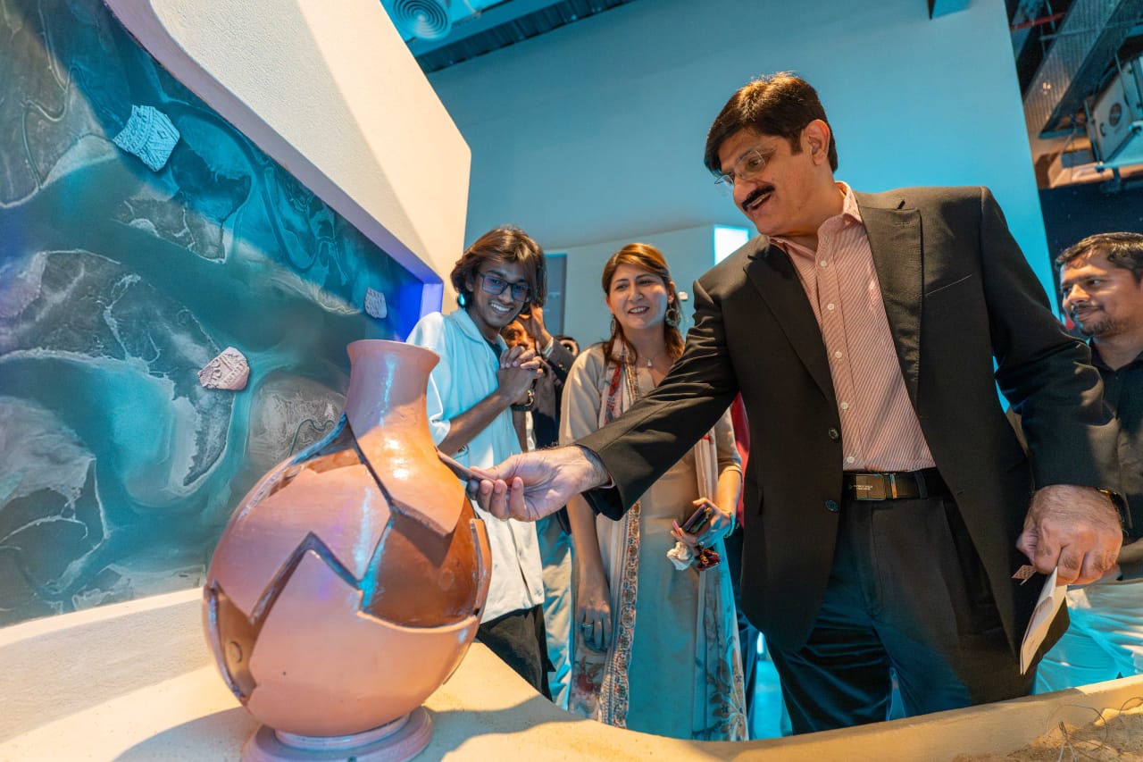 CM Murad Ali Shah Unveils 'Lost Cities of Indus Delta' Exhibition at MagnifiScience Centre on Sindhi Cultural Day