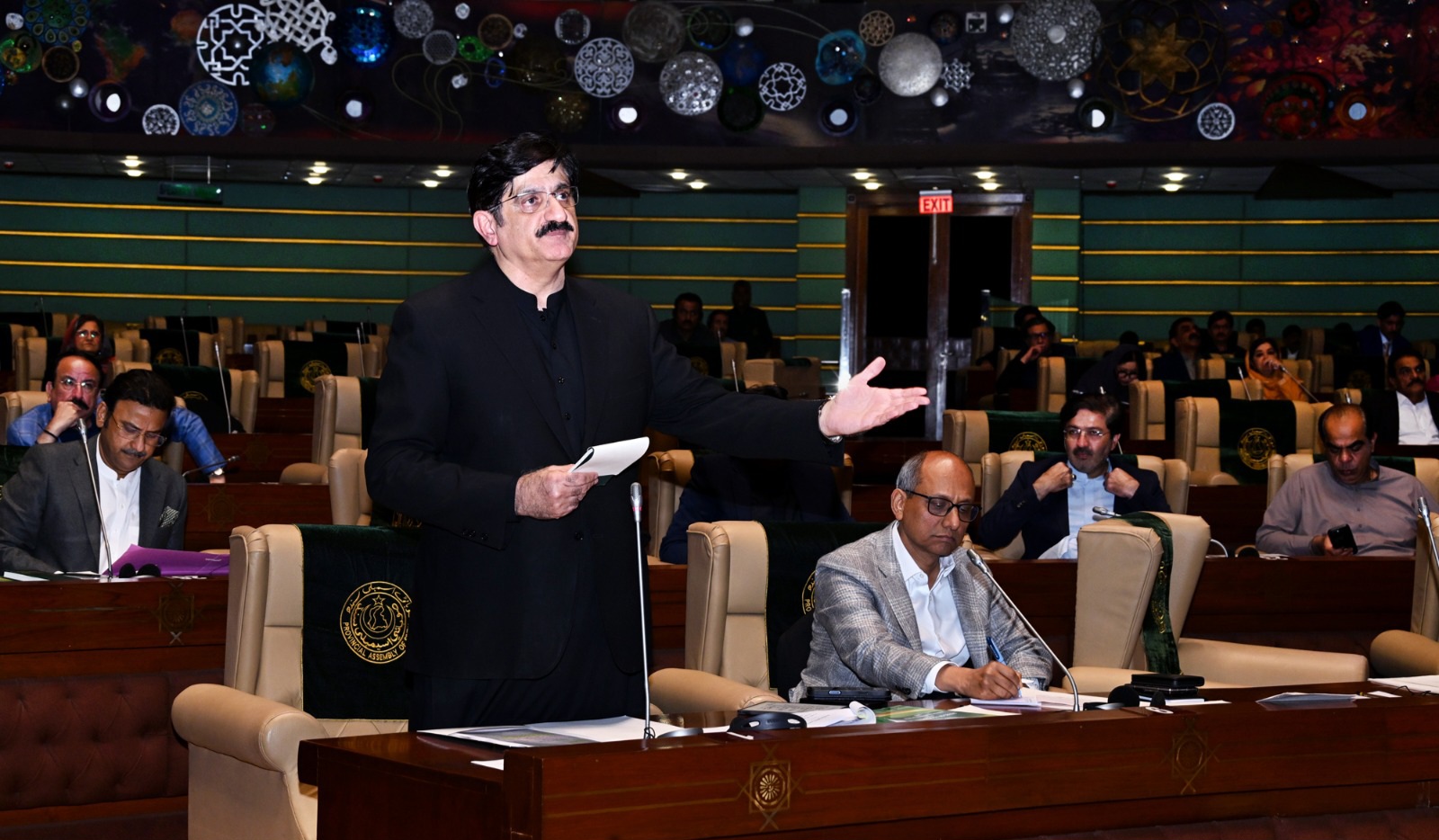Unearths conspiracy against 18th Amendment