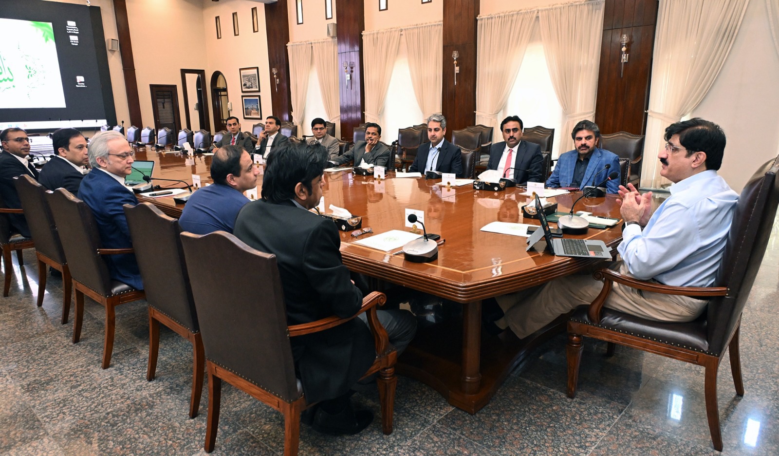 CM Murad Ali Shah reviews Rs86.94 bn Karachi development portfolio, orders fast-tracking of road and mega infrastructure projects