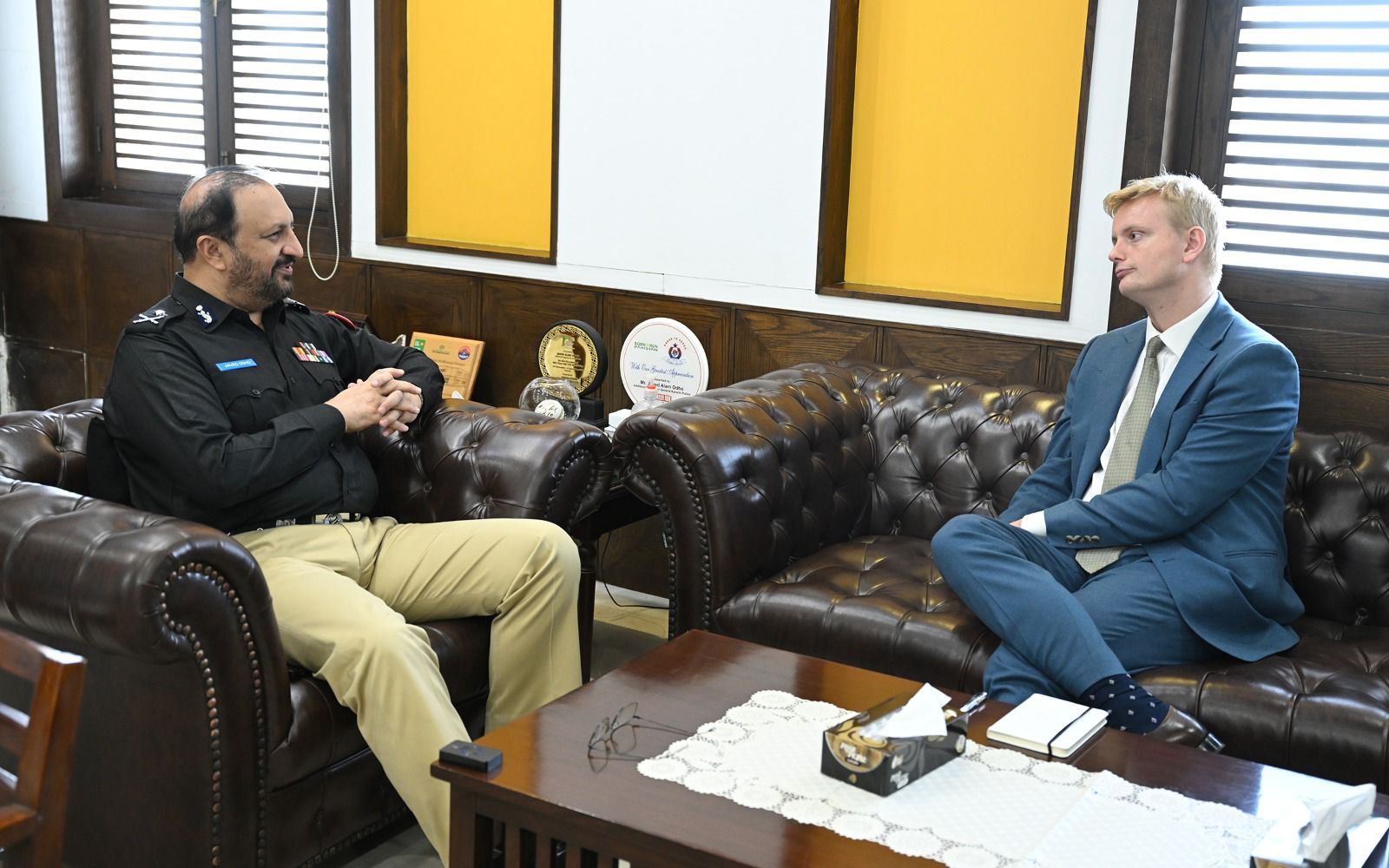 Inspector General of Sindh Police Javed Alam Odho met with the British Deputy High Commissioner and the Consul General of Indonesia