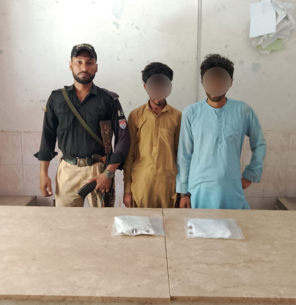Two Dacoits Arrested in Etihad Town