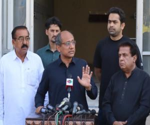Members of federal cabinet to vote against PM if assured by Opposition about continuity of their ministerial posts: Saeed Ghani