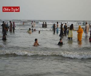Karachi, Summers and Swimming on Second day of Eid