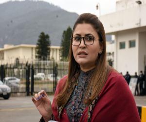 Shazia Marri condemns lodging of an FIR against Journalist Waqar Satti