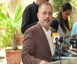 Considering the current economic situation, the Pakistan People's Party has initiated the establishment of Dhabiji Economic Zone to attract global investments