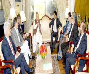 Lahore, MQM delegation met former Prime Minister Nawaz Sharif,