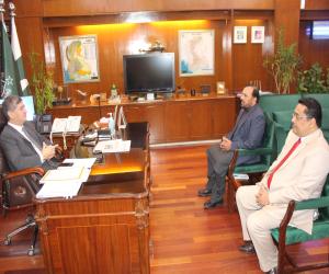 CHIEF SECRETARY, SINDH ELECTION COMMISSIONER REVIEWS ARRANGEMENTS FOR 8 FEB POLL