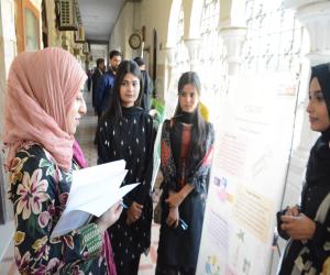 Young researchers of SMIU exhibit their business ideas