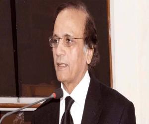 Justice (Retd) Tasadeq Jilani has resigned from the chairmanship of the inquiry commission
