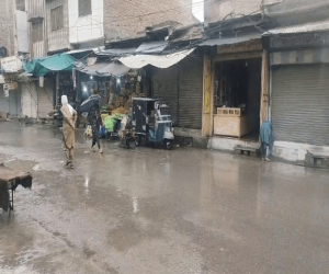 Rain continues intermittently in various cities of Punjab