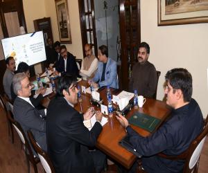 Murad directs Irrigation, Agri depts to introduce low delta high yield crops