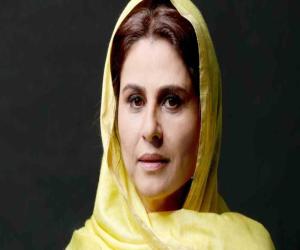 Afghanistan's Consul General in Mumbai, India, Zakia Wardak, has resigned from her post after being accused of smuggling huge amounts of gold.