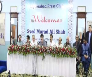 Murad attends to demands Hyderabad division people, includes them in next budget