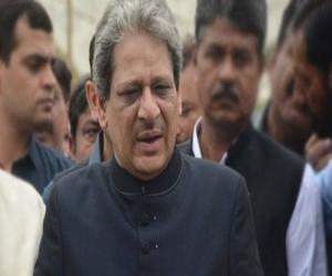 Former Sindh Governor Ishratul Abad's decision to return to Pakistan.
