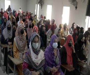 Experts Guide Students on Career Pathways and Opportunities at UAJK Expo 2024