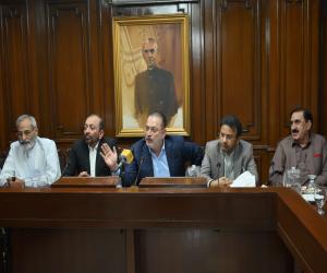 The meeting discussed road accidents in Karachi, the working hours of heavy transport, and other important issues.