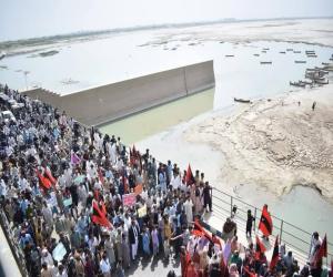 Awami Tahreek & Sindhiyani Tahreek Honor Indus River, Protest Against Canals & Corporate Farming*