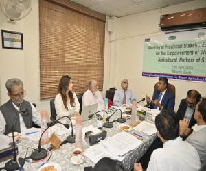 Sindh Stakeholders Push for Stronger Implementation of Women Agricultural Workers Act, 2019