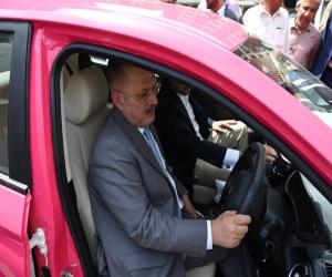 Sindh Rolls Out Peoples Pink & Normal Taxi Service: A New Era in Public Transport