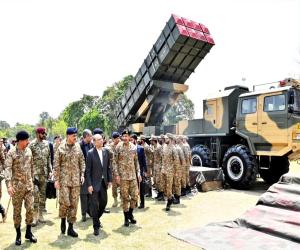 President Zardari Lauds Pakistan Armed Forces for Exemplary Professionalism in Marqa-e-Haq