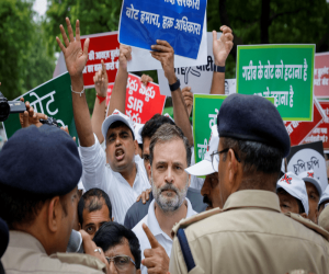  Rahul Gandhi, Opposition Leaders Detained During Protest Against Election Commission