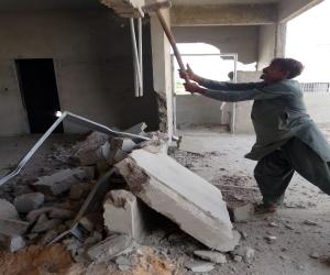 KARACHI  SBCA DEMOLISHES 1,622 DANGEROUS AND ILLEGAL BUILDINGS ACROSS KARACHI IN 2025 SO FAR    Karachi, November 7: Sindh Building Control Authority (SBCA) continu