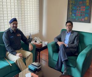 Chief Secretary Sindh Meets Newly Posted IG Sindh Javed Alam Odho
