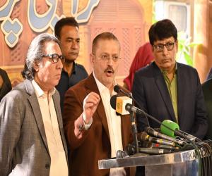 Scooters for Scribes: Sharjeel Memon Unveils New Perks and Modernization Push for Journalists
