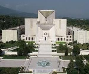 The Supreme Court reduced the life sentence of a convicted murderer to 15 years.