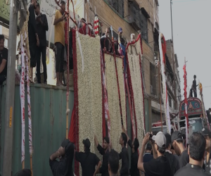 KARACHI: 8th Muharram Procession by Sadat-e-Amroha Concludes Peacefully