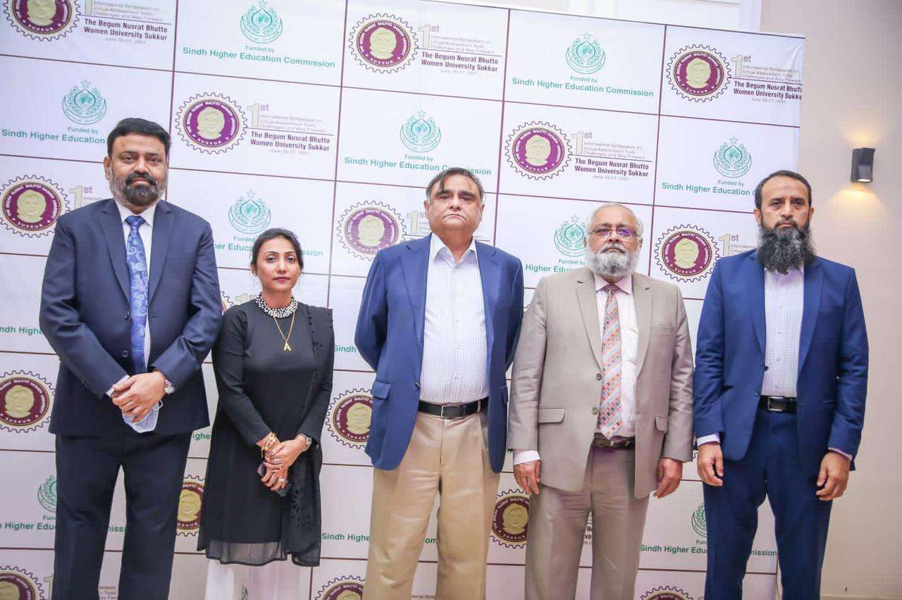 بیگم نصرت بھٹوویمن یونیورسٹی سکھرعملی تشخیصی آلات،چلینجز اورآگےبڑھنےکاراستہ کے عنوان سے دوروزہ بین الاقوامی سمپوزیم منعقدکیاگیا۔