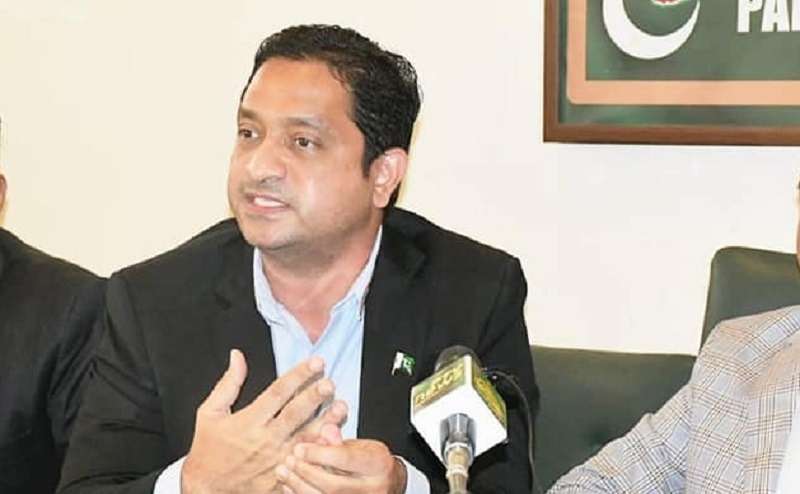 پی ٹی آئی کراچی کے صدر خرم شیر زمان کا کہنا ہے کراچی میں ترقیاتی کام  تحریک انصاف نے کرائے