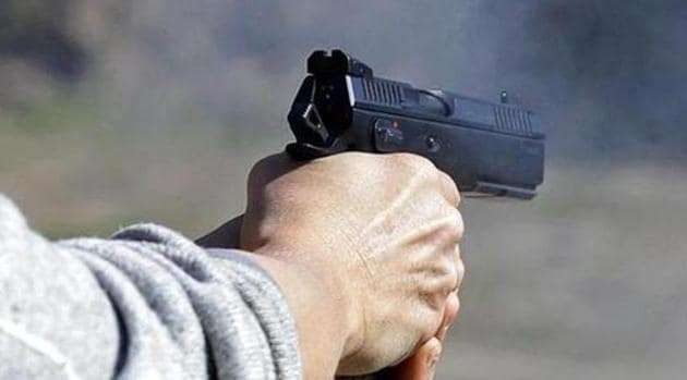    کراچی میں شرافی گوٹھ  سے اسٹریٹ کرائم اور منشیات فروشی میں ملوث تین ملزموں کو گرفتار کر لیا گیا