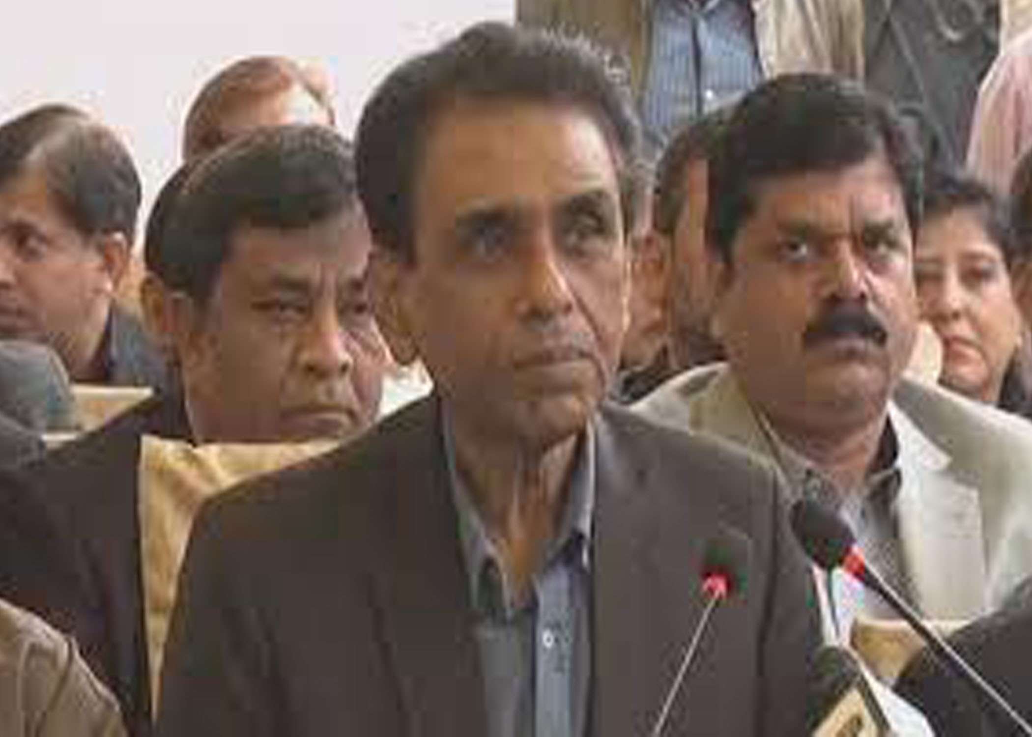  ایم کیو ایم  نے  سندھ میں فوری نئے صوبے  کے قیام اور بلدیاتی انتخابات  کرانے کا مطالبہ کردیا
