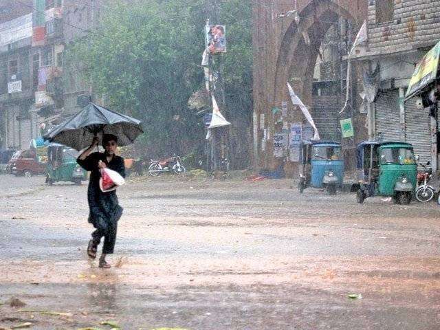 سندھ حکومت نے انتظامی لحاظ سے کیماڑی کو ضلع تو بنا دیا لیکن اس نئے ضلع کی حالات دیگر اضلاع سے مختلف نہیں ہیں