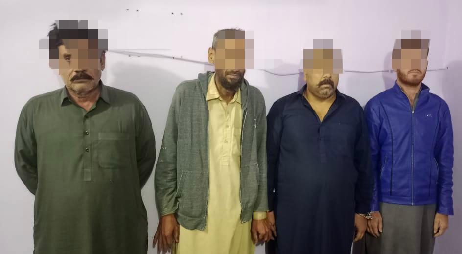 کراچی میں اینٹی وہیکل لفٹنگ سیل کا  اہلکار ہی کار چور نکلا۔