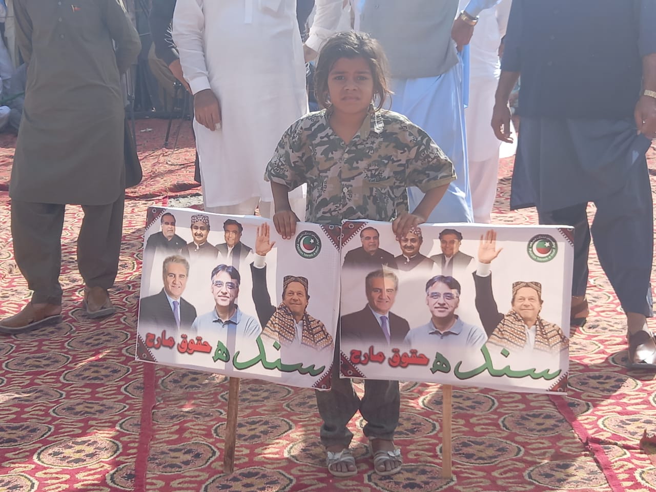وزیراعظم کا وفاقی وزراء علی زیدی اور شاہ محمود قریشی کو فوری طور پر اسلام آباد طلب کرلیا۔علی زیدی نے حقوق سندھ مارچ کا اختتام قائد آباد پر ہی کردیا۔
