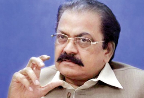 عمران خان صاحب 11 ہزار کرسیوں پر بیٹھے 10 لاکھ لوگوں سے خطاب کریں گے،رانا ثنااللہ