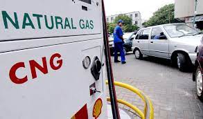 کراچی میں سی این جی آرایل این جی اسٹیشنزپرگیس کی قیمت میں 100 روپےکلو اضافہ ہوگیا،،