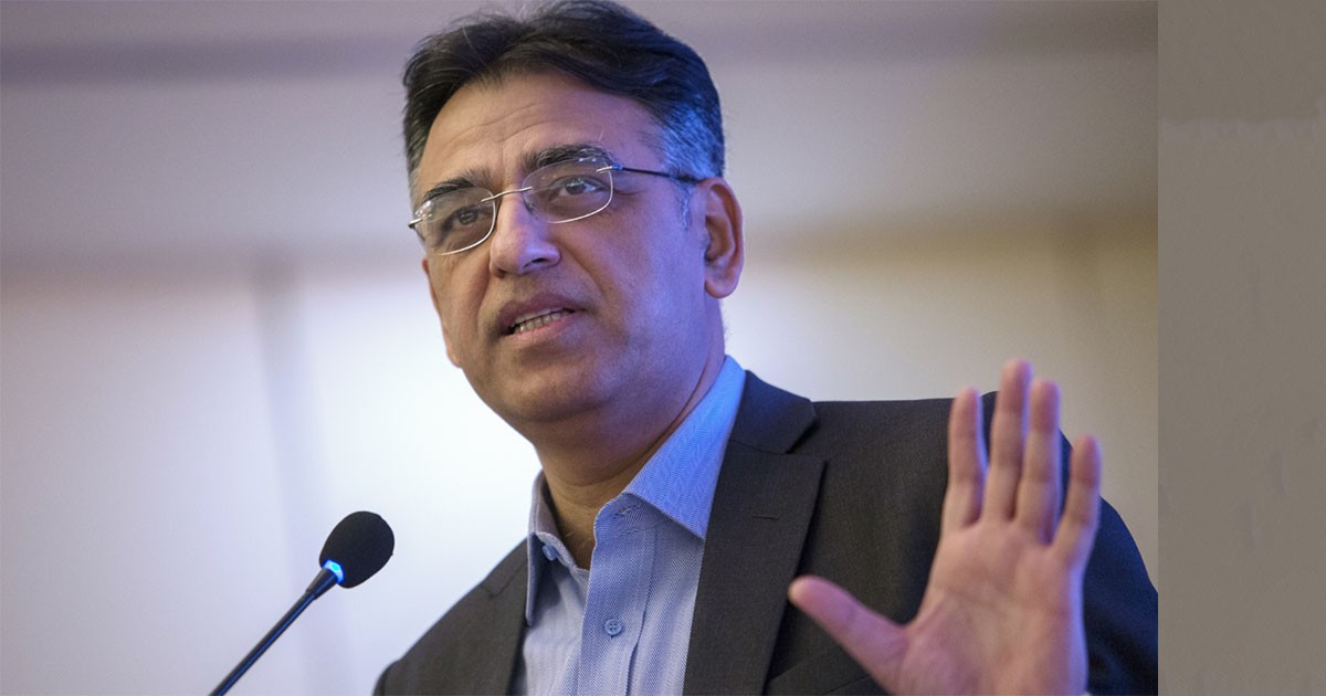 قوم کھڑی ہوگئی ہے، فیصلہ کر لیا ہے کہ کسی کے سامنے سر جھکانا نہیں ہے،اسدعمر